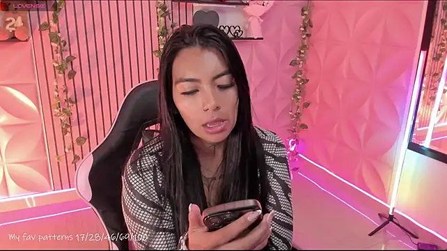 NattGomez's Live XXX Chat