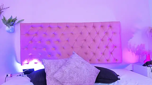 Chloee_Diamond_n Live XXX chat