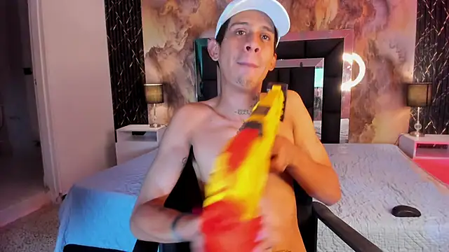 צ'אט XXX בשידור חי של skyline_ryan
