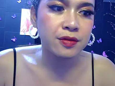alluringlady07's Live XXX Chat