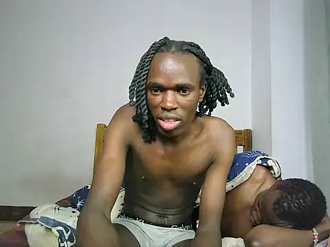Larryeboy 现场XXX聊天