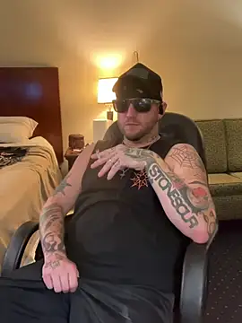 Livingpuddlen Live XXX chat