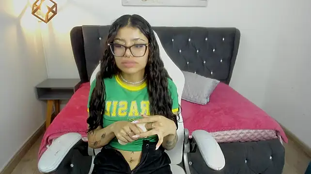 Živý XXX chat Issaa_Tyler