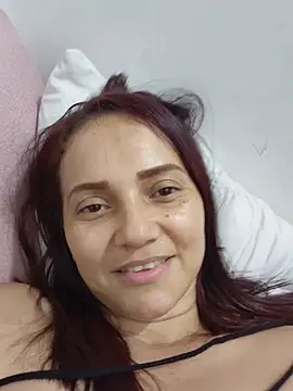Amanda39 live XXX chat