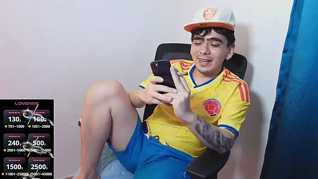 jey_salvatore Webcamshow