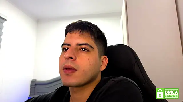 XXX chat uživo modela lordbeja