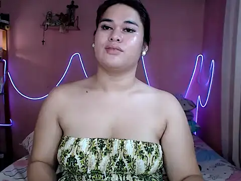 imTHICK_Rebbecca's Live XXX Chat