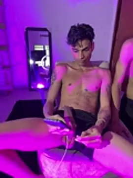 XXX chat uživo modela Limitless_boy