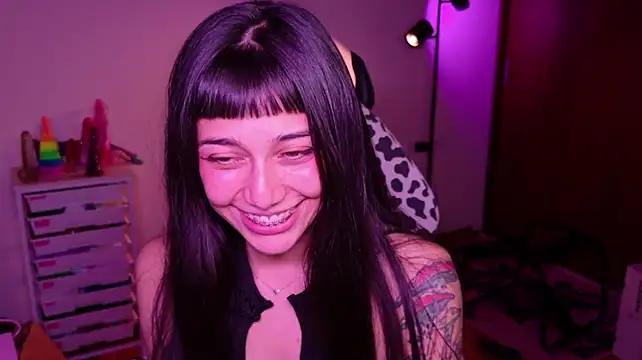 amber_yull Adlı Modelin Canlı XXX Sohbeti