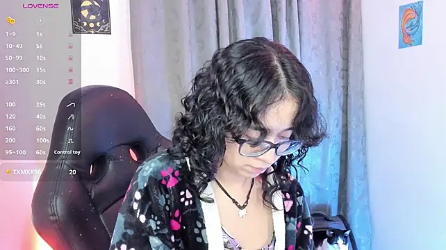 indra_cam Adlı Modelin Canlı XXX Sohbeti
