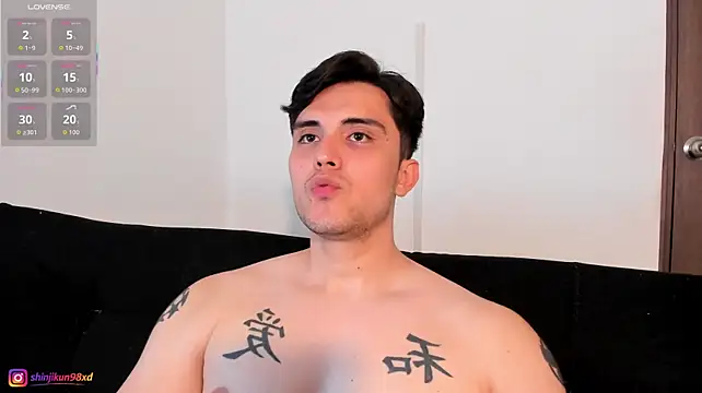 jasonxd9898 Adlı Modelin Canlı XXX Sohbeti