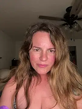 Chat XXX en directo de Katie8807