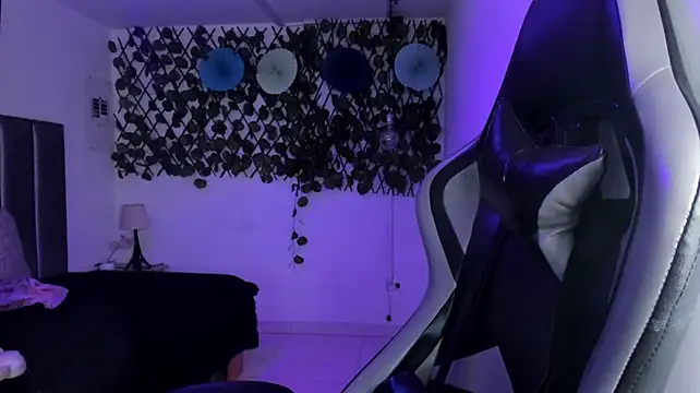 Kitty_Gang's Live XXX Chat
