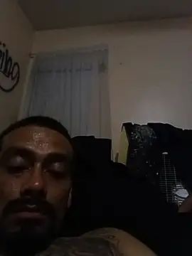 Cnutt310 XXX чат на живо
