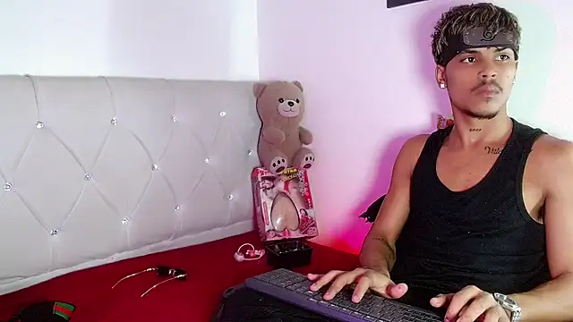 دردشة Angel_foxc13 الجنسية المباشرة