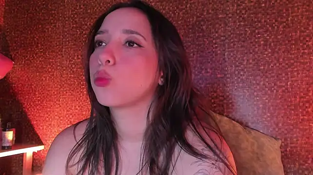 XXX chat uživo modela Apartment28