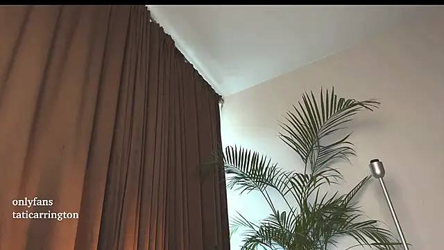 XXX chat uživo modela hotexclusive_