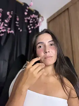 ScarletDarkMuse's Live XXX Chat