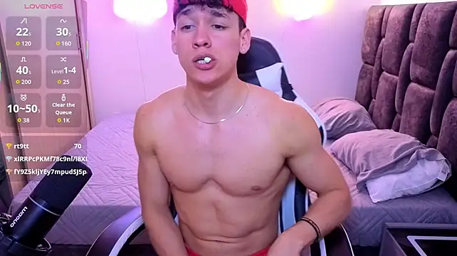 צ'אט XXX בשידור חי של Luke_Muscle