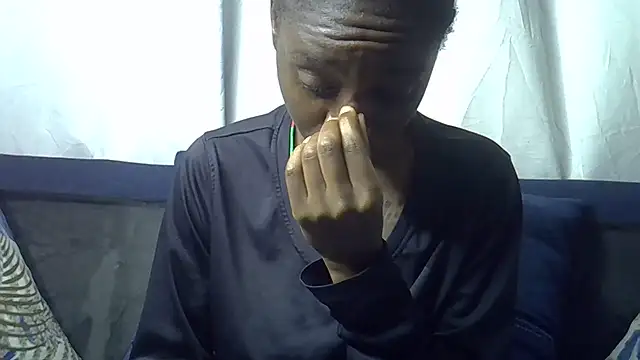 XXX chat uživo modela Enkarxx