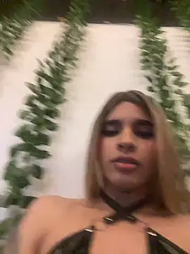 Valery2_salazar Chat XXX live