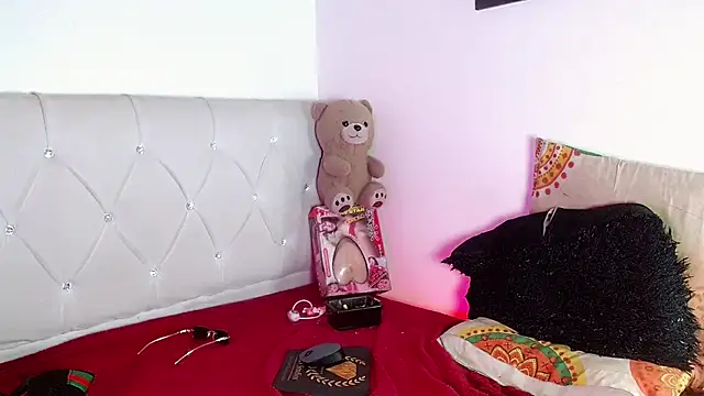 Angel_foxc13 现场XXX聊天