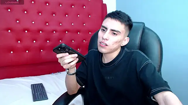 Chat XXX ao vivo de twinkboy_230