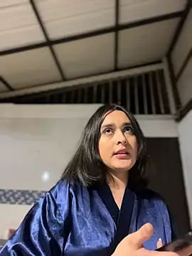 MiahWindsor – Naživo XXX chat