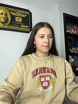 Онлайн чат XXX AlanaHart_