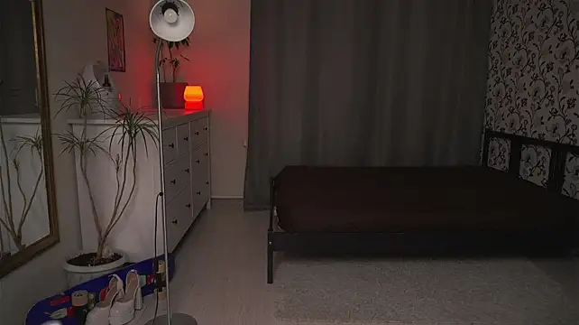 Chatroom XXX en direct de PixieMeow_