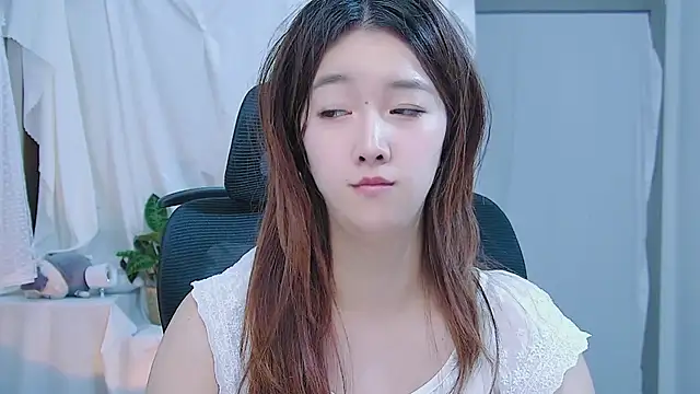 XueLi1902's Live XXX Chat