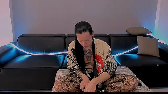 ivo_blake Chat XXX live
