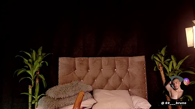 Bruno___69 라이브 XXX 채팅