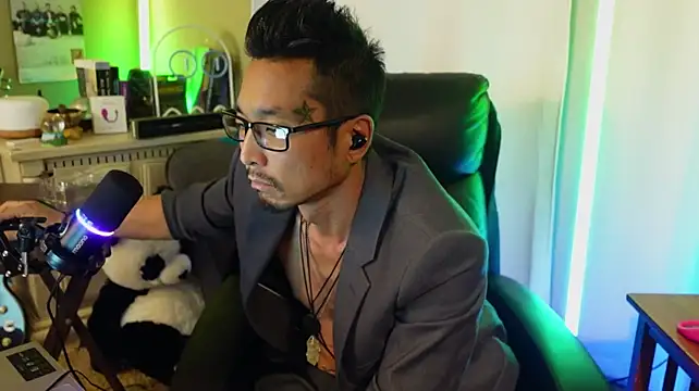 Chat XXX en directo de Ghost11_11