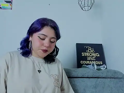 Blueberry_gothic Chat XXX in diretta