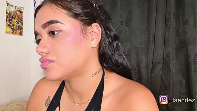ElaEndez_ Chat XXX in diretta