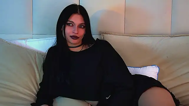 XXX chat uživo modela BeverlyMost