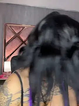XXX chat uživo modela Velvet_Mysstic