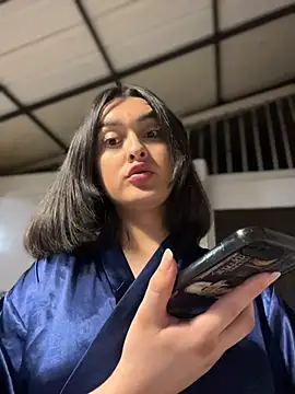 MiahWindsor's Live XXX Chat