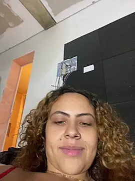 Chloe_Leaozinho's Live Chat Room