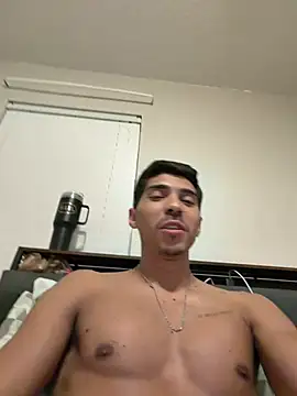 XXX chat uživo modela WavyAlloy30