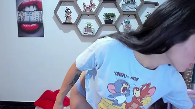 Chat +18 de SharonSander ao vivo