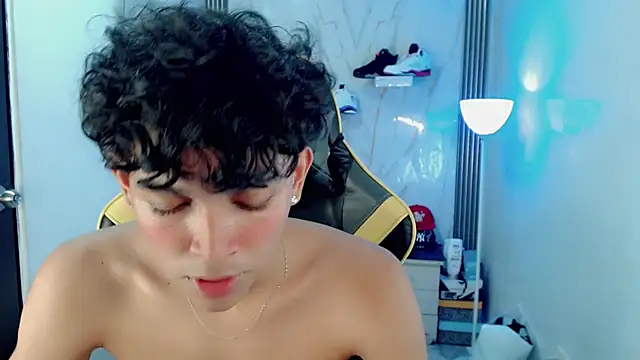 FUNNY_DICK_ Adlı Modelin Canlı XXX Sohbeti