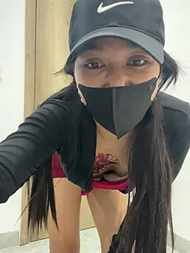 HoneyNana2000's Live XXX Chat