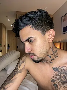 Chat +18 de floriamANDjazmin ao vivo