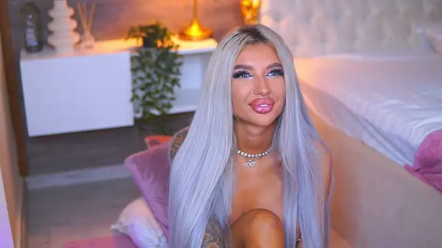 Juicy_Jessye's Live XXX Chat