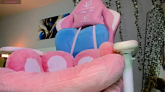 XXX chat uživo modela Maya_Campbell