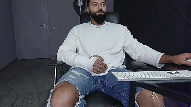 mattmasterss Adlı Modelin Canlı XXX Sohbeti