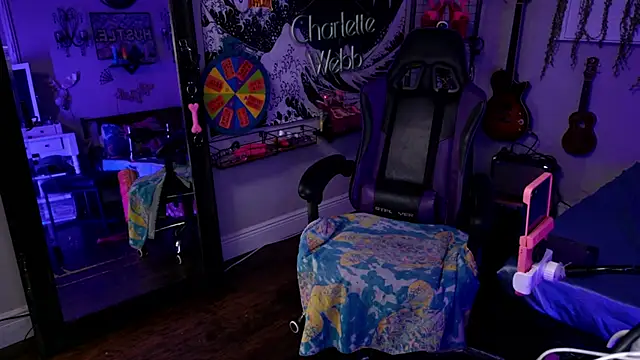 CharletteWebb's Live XXX Chat