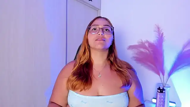 LeahxBarker Adlı Modelin Canlı XXX Sohbeti